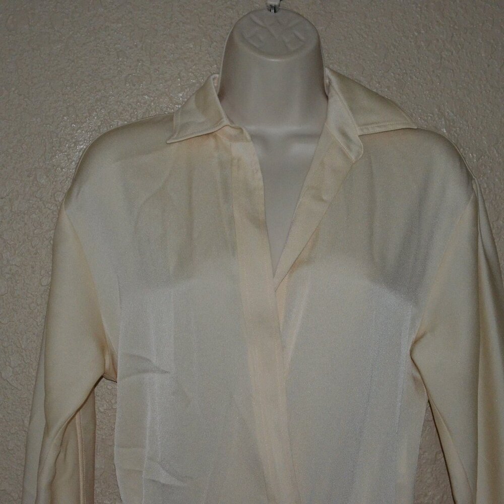 NWT $495 Vince Cream Long Sleeve Belted Jumpsuit - Picture 3 of 8